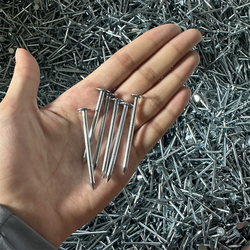 8 25mm cupper nails for roof 8 25mm cupper nails for roof